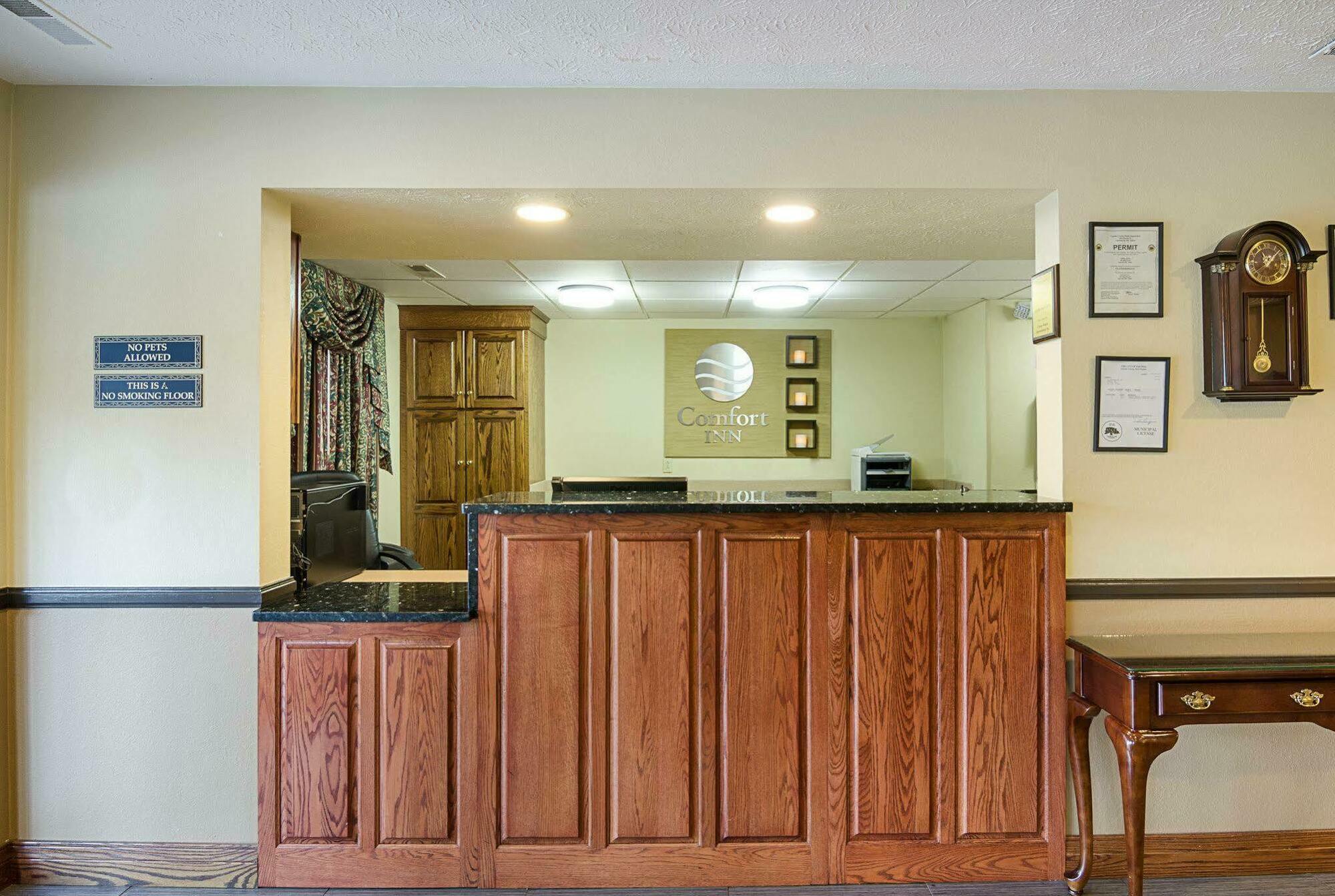 Comfort Inn New River Oak Hill Extérieur photo